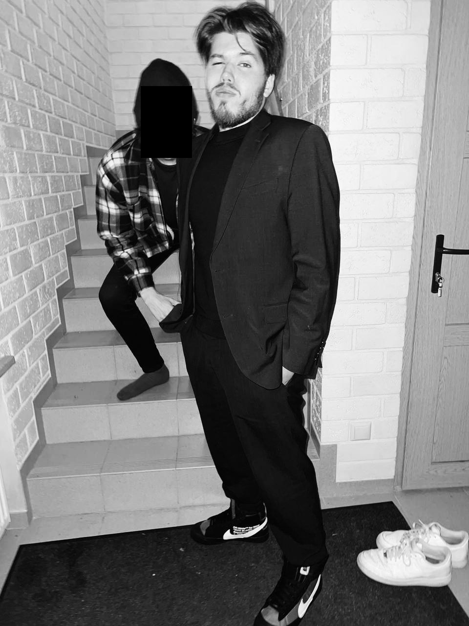 Mr. Favias и мистер у-ху-ха-ха